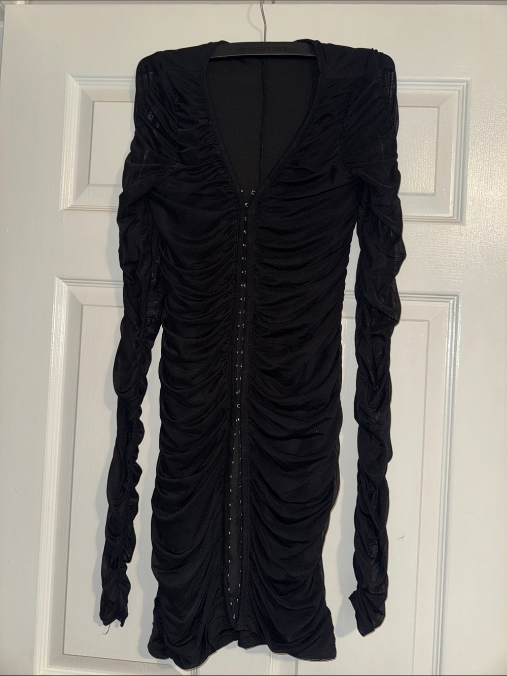 Black Ruched Long-Sleeve Bodycon Dress
